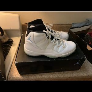 Air Jordan 11 Legendary Blue size 14